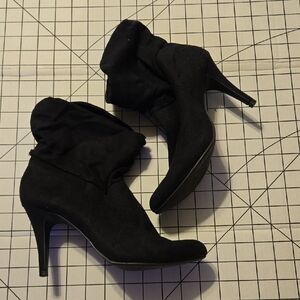 Elegant Black Women's Slouch Heeled Boots 8